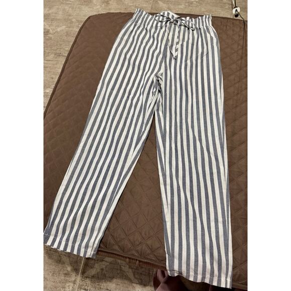NWT! SHEIN Women’s Blue & White Striped Wide-Leg Drawstring Pants - Size 6/M - Picture 1 of 10